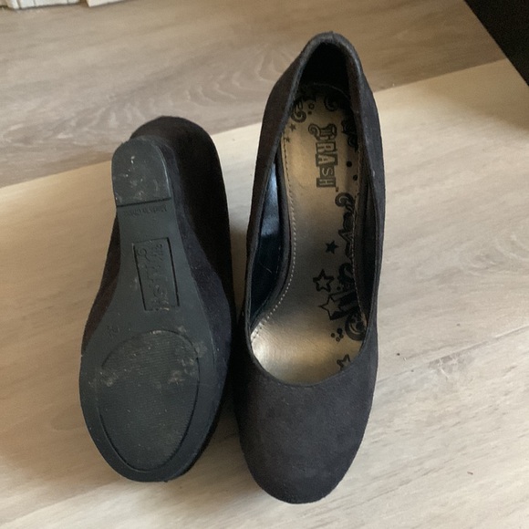 Black suede wedge heels 5in - Picture 4 of 4